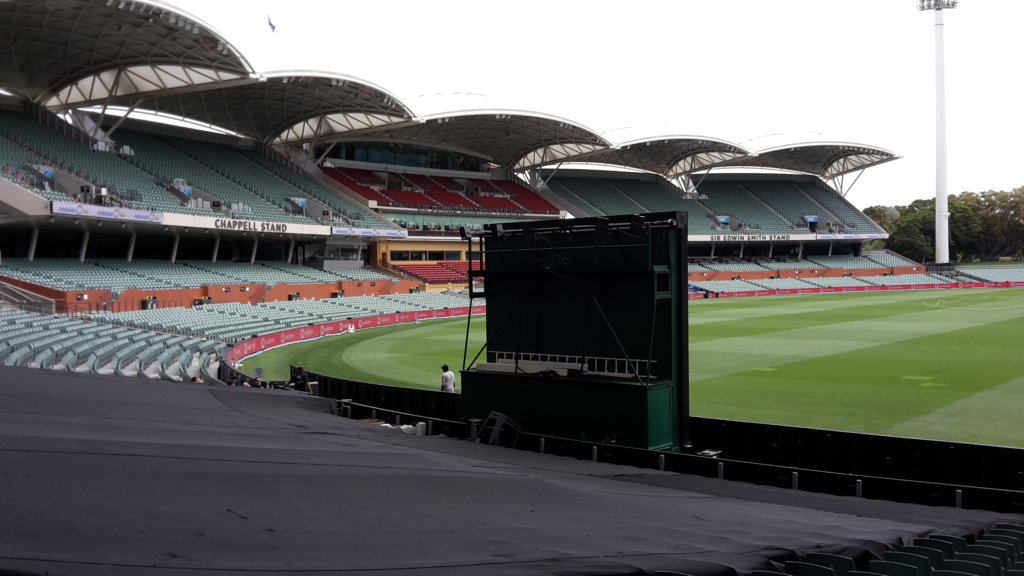 adelaideoval.jpg